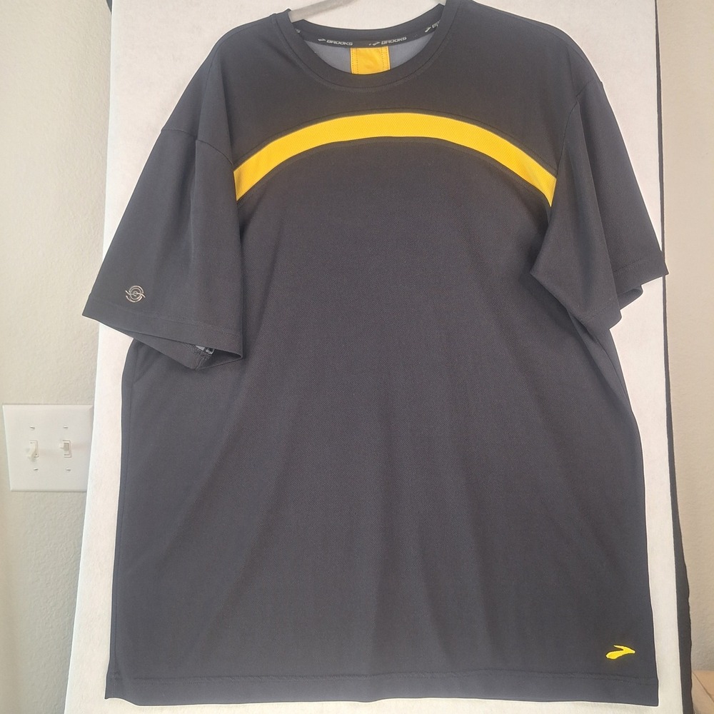 Brooks Shirt Mens Large Black Gold Short Sleeve Running Colorblock Athletic Top